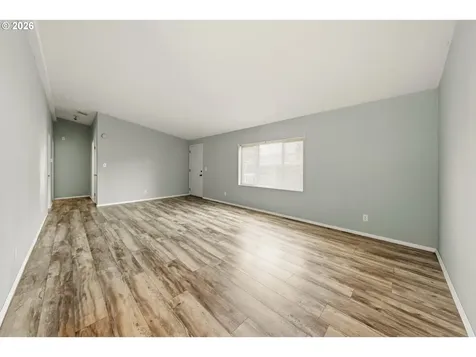 180 Twin Oaks Loop Winston OR 97496