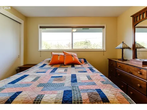 3120 Onyx Street Eugene OR 97405
