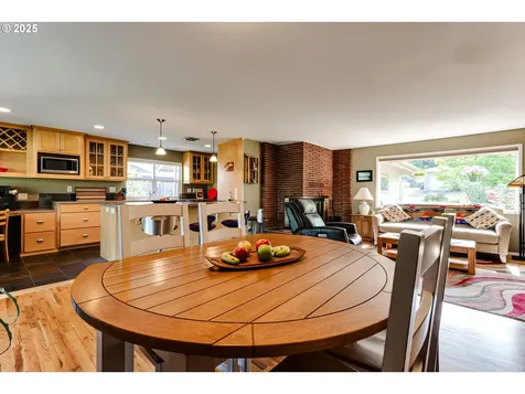 3120 Onyx Street Eugene OR 97405