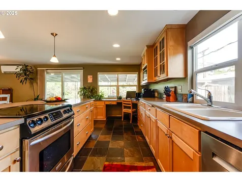 3120 Onyx Street Eugene OR 97405