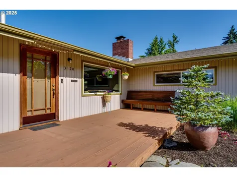 3120 Onyx Street Eugene OR 97405