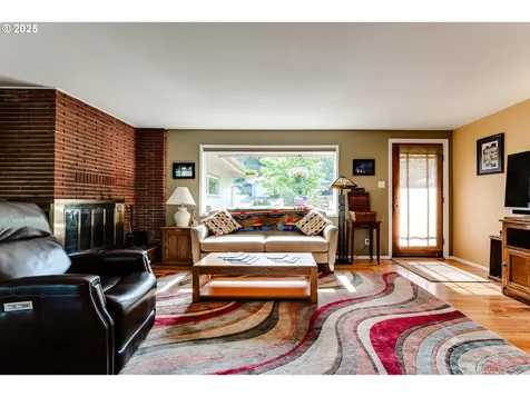 3120 Onyx Street Eugene OR 97405