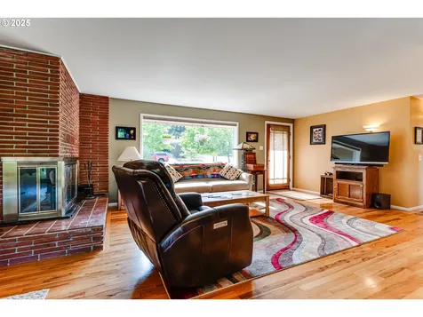 3120 Onyx Street Eugene OR 97405