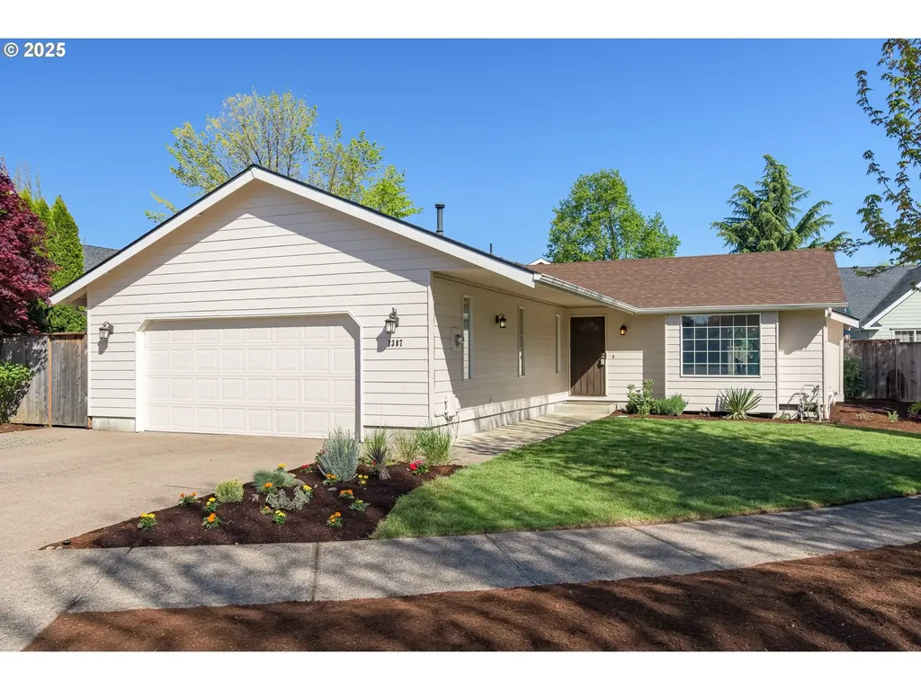 2387 Dale Avenue Eugene OR 97408