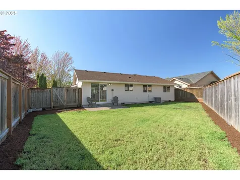 2387 Dale Avenue Eugene OR 97408