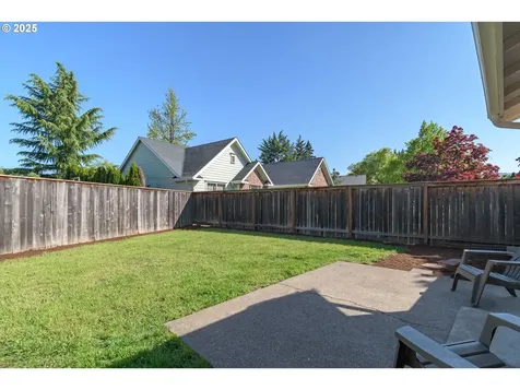 2387 Dale Avenue Eugene OR 97408