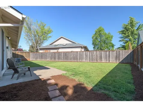 2387 Dale Avenue Eugene OR 97408