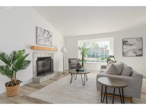2387 Dale Avenue Eugene OR 97408