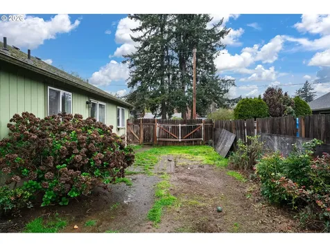 8448 SE 89th Avenue Portland OR 97266