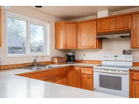 8448 SE 89th Avenue Portland OR 97266