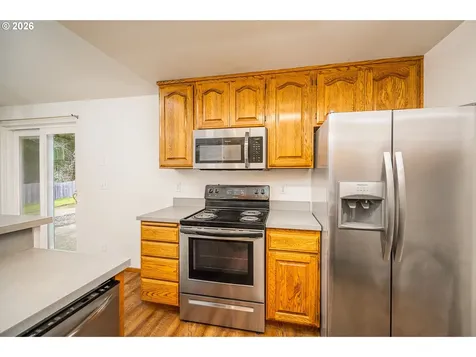 3220 31st Street Florence OR 97439