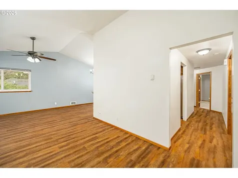 3220 31st Street Florence OR 97439