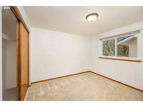 3220 31st Street Florence OR 97439