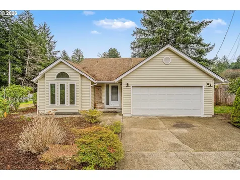3220 31st Street Florence OR 97439
