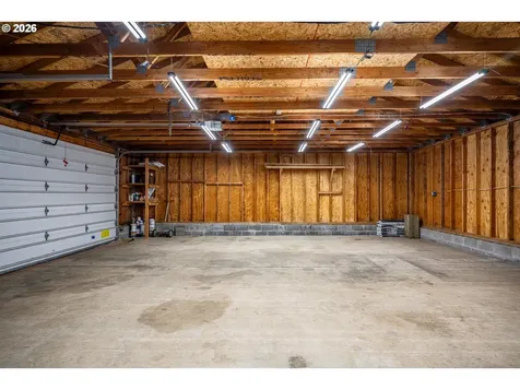 3220 31st Street Florence OR 97439