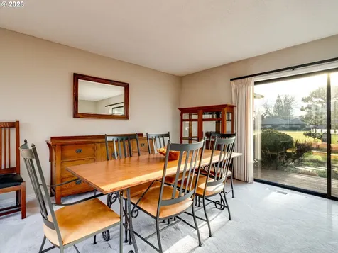 1925 NW St Andrews Drive Mcminnville OR 97128