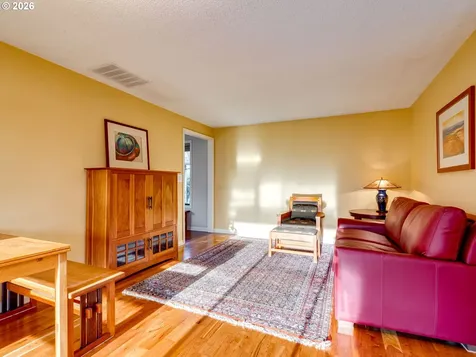 1925 NW St Andrews Drive Mcminnville OR 97128