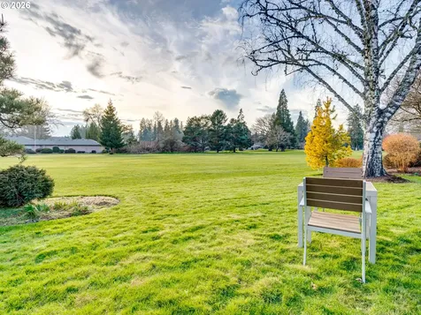 1925 NW St Andrews Drive Mcminnville OR 97128