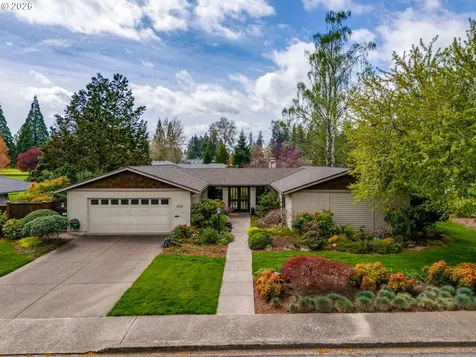 1925 NW St Andrews Drive Mcminnville OR 97128