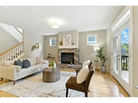 8851 SW 72nd Avenue Portland OR 97223