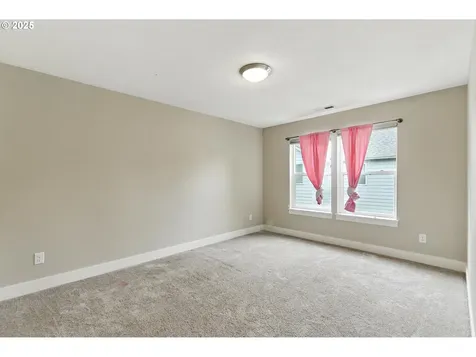 8851 SW 72nd Avenue Portland OR 97223