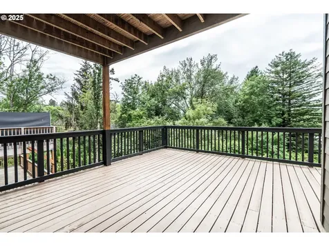 8851 SW 72nd Avenue Portland OR 97223