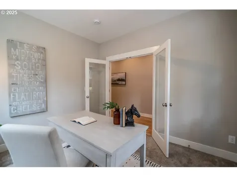 8851 SW 72nd Avenue Portland OR 97223