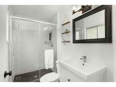 33257 Kammeyer Road Scappoose OR 97056