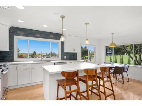 33257 Kammeyer Road Scappoose OR 97056