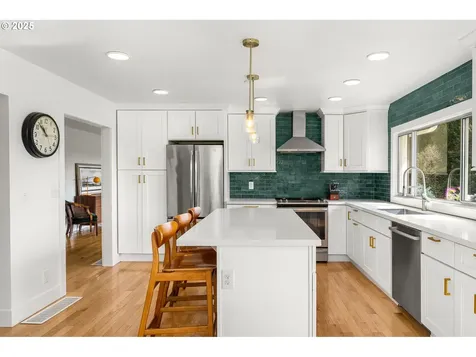 33257 Kammeyer Road Scappoose OR 97056