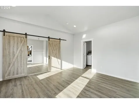 1211 E 10th Street The Dalles OR 97058