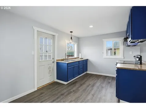1211 E 10th Street The Dalles OR 97058