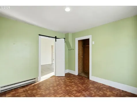 1211 E 10th Street The Dalles OR 97058