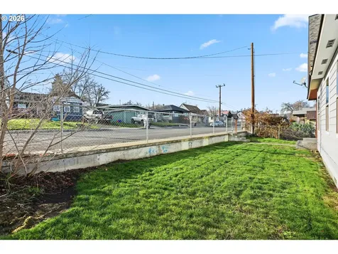1211 E 10th Street The Dalles OR 97058