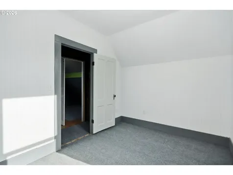 1211 E 10th Street The Dalles OR 97058