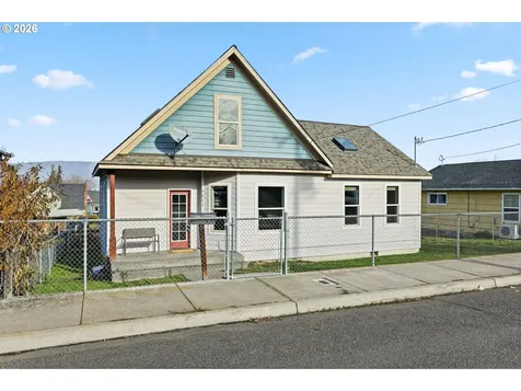 1211 E 10th Street The Dalles OR 97058