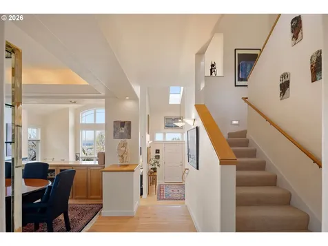 2634 Suncrest Avenue Eugene OR 97405