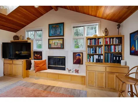 2634 Suncrest Avenue Eugene OR 97405