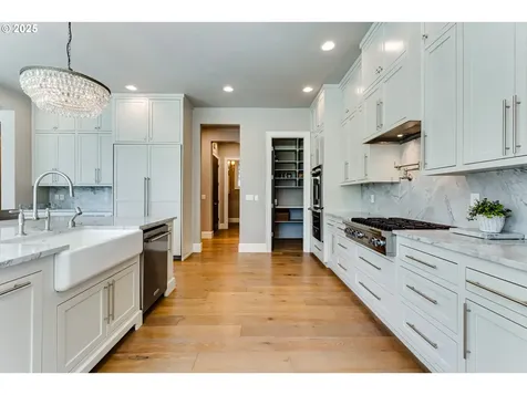 3944 Los Altos Lane Eugene OR 97405