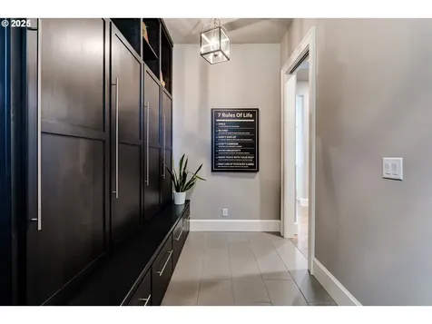 3944 Los Altos Lane Eugene OR 97405