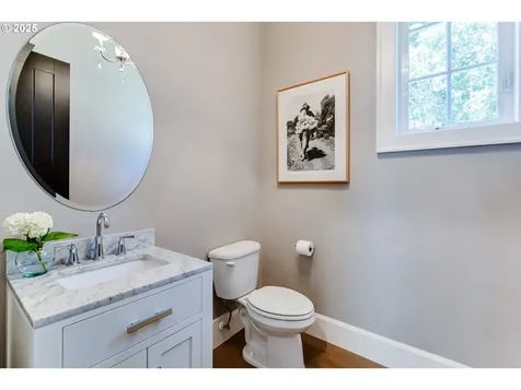 3944 Los Altos Lane Eugene OR 97405