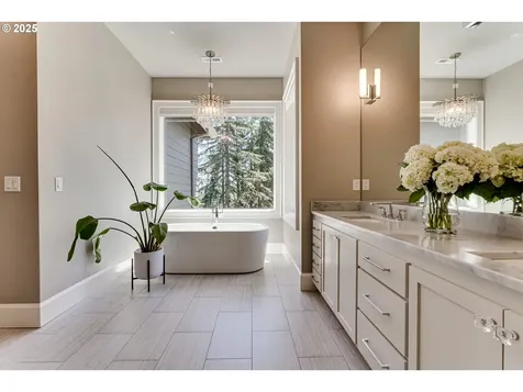 3944 Los Altos Lane Eugene OR 97405