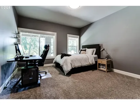 3944 Los Altos Lane Eugene OR 97405