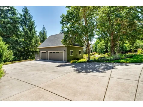 3944 Los Altos Lane Eugene OR 97405