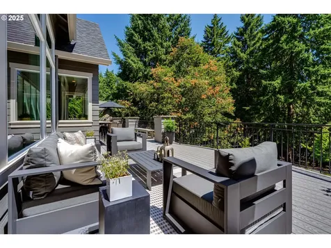 3944 Los Altos Lane Eugene OR 97405