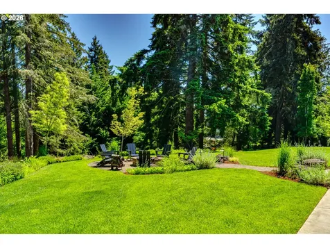 3944 Los Altos Lane Eugene OR 97405