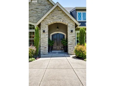 3944 Los Altos Lane Eugene OR 97405