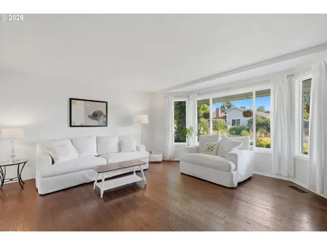 401 E Donald Lane Newberg OR 97132