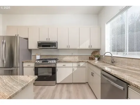 15240 SW Pintail Court Beaverton OR 97007