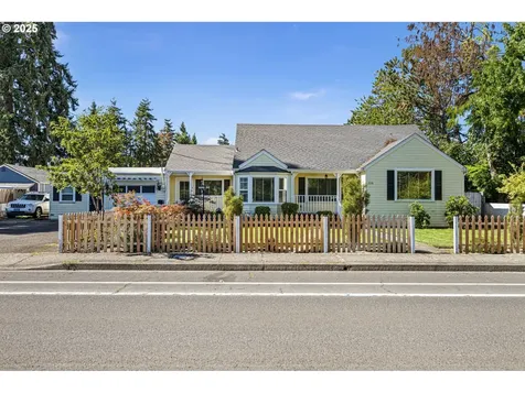 1115 S 6th Street Cottage Grove OR 97424